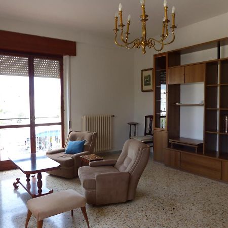 Ferienwohnung The Old Man And The Sea Brindisi Exterior foto